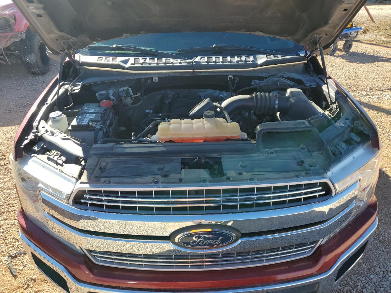 2018 Ford F150 Supercrew VIN: 1FTEW1E51JFB27322 Lot: 89920125