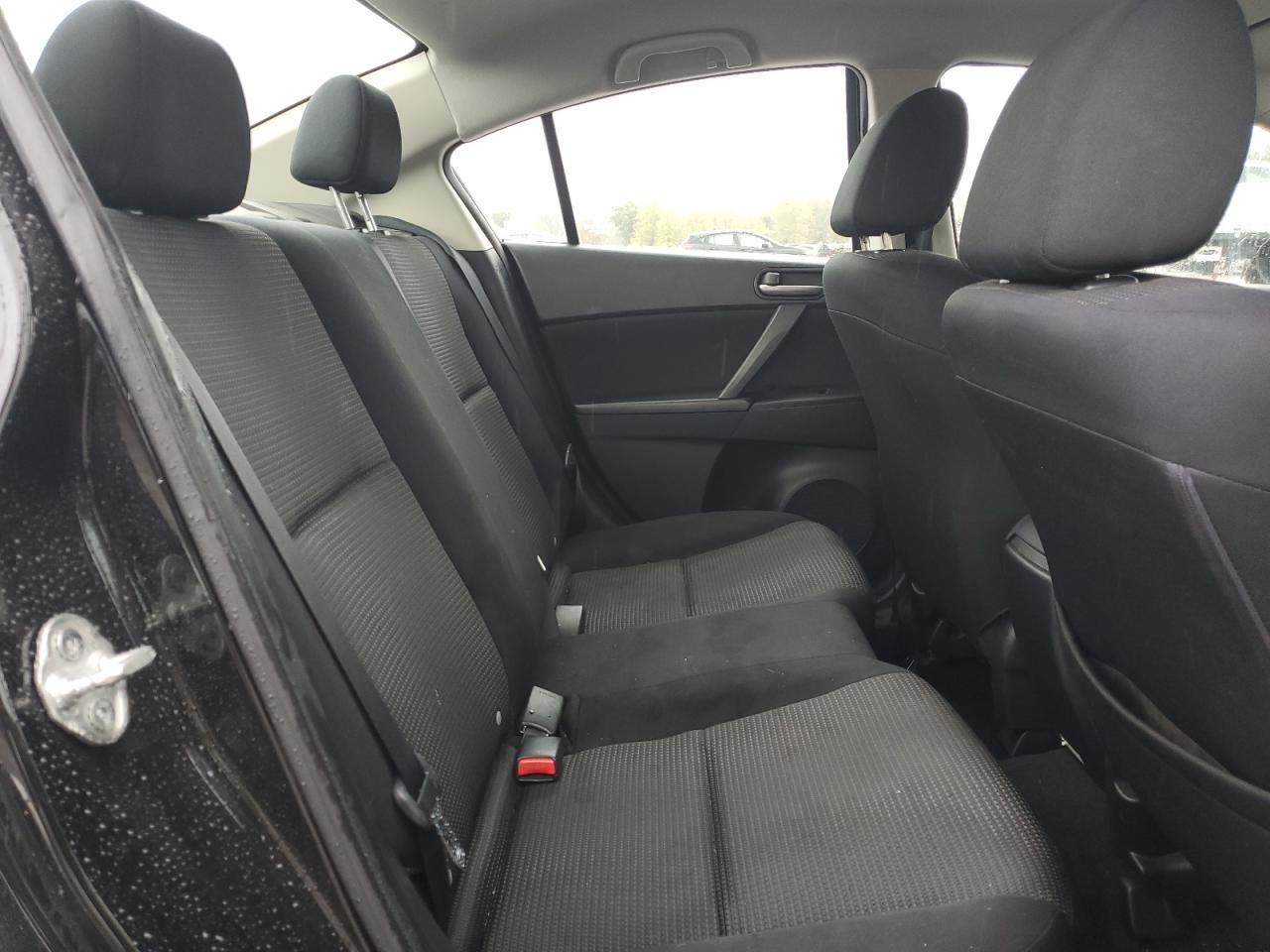 2013 Mazda 3 I VIN: JM1BL1TG1D1823986 Lot: 85819145