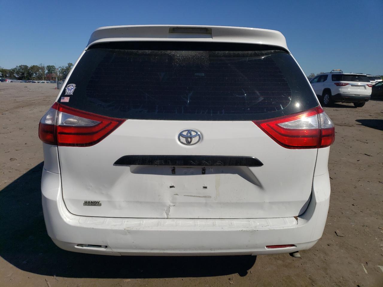 2015 Toyota Sienna VIN: 5TDZK3DC3FS628471 Lot: 85879195