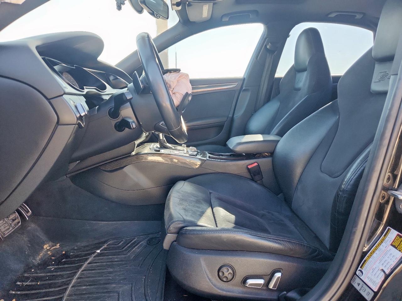 2014 Audi S4 Premium Plus VIN: WAUBGAFL8EA026128 Lot: 85844375