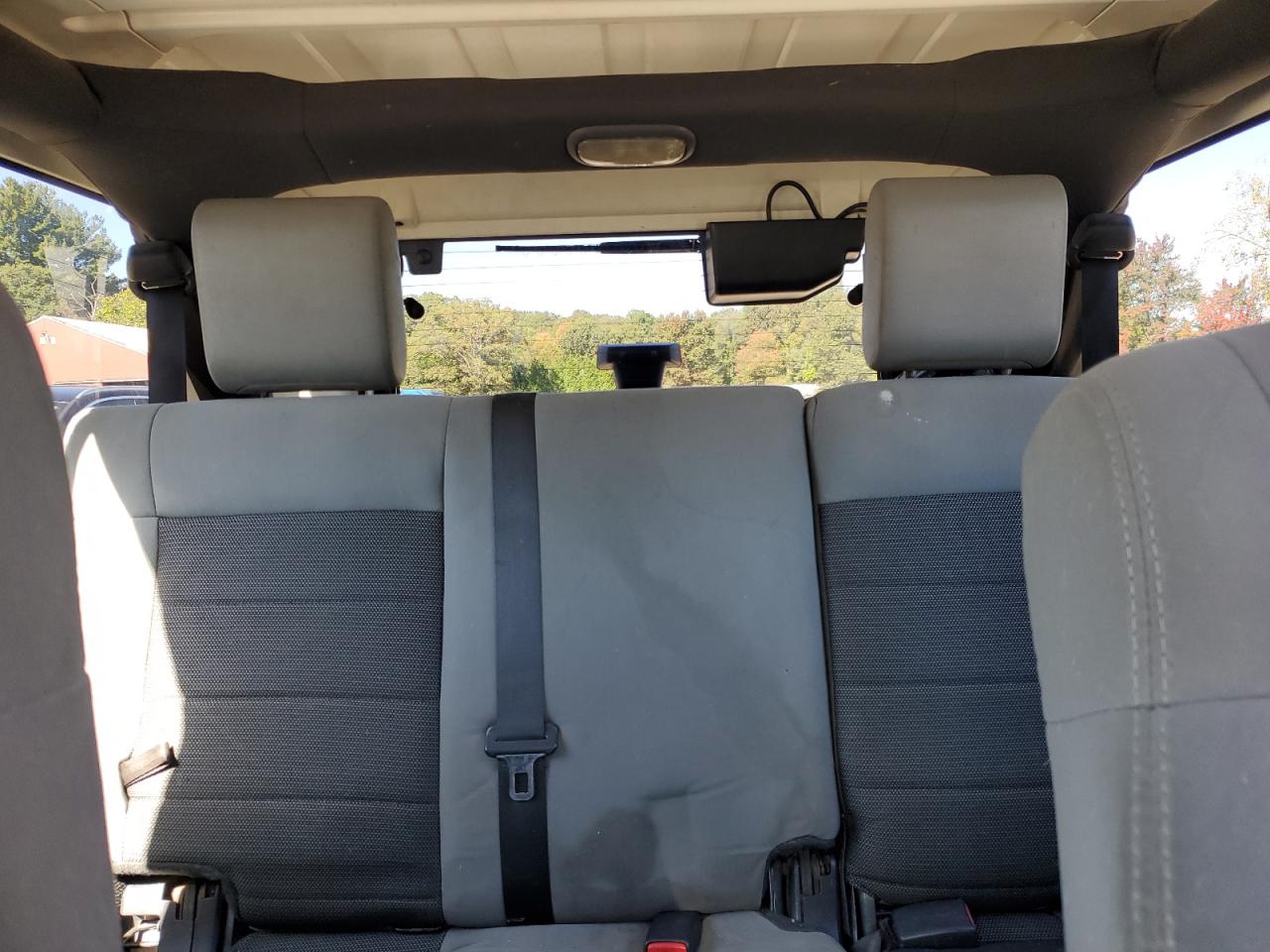 2010 Jeep Wrangler Unlimited Sport VIN: 1J4BA3H19AL212698 Lot: 85757125