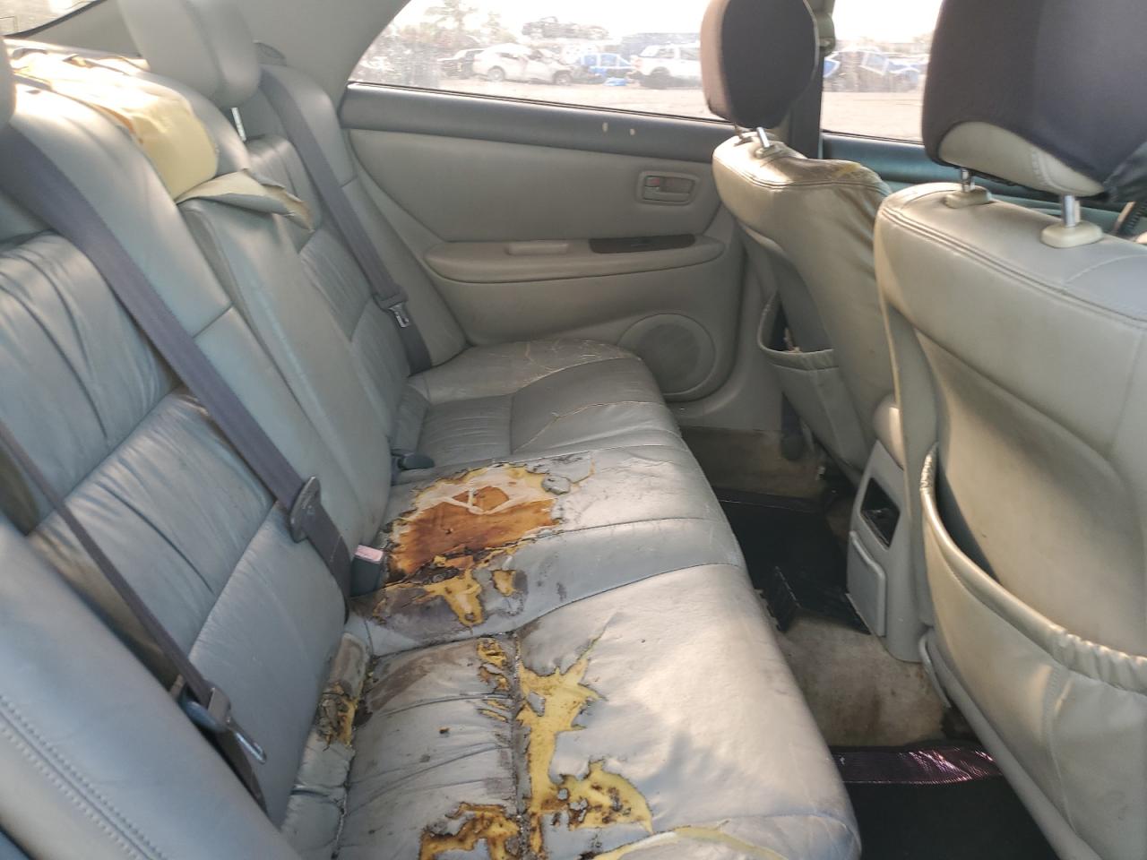 2000 Lexus Es 300 VIN: JT8BF28G3Y0243686 Lot: 86432915