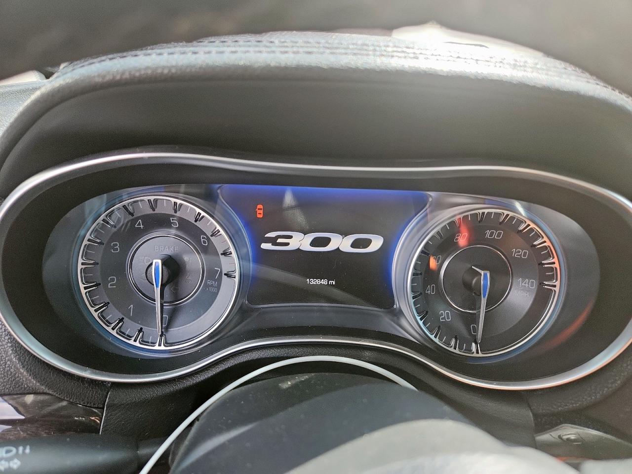 2015 Chrysler 300 Limited VIN: 2C3CCAAG9FH931448 Lot: 82328945