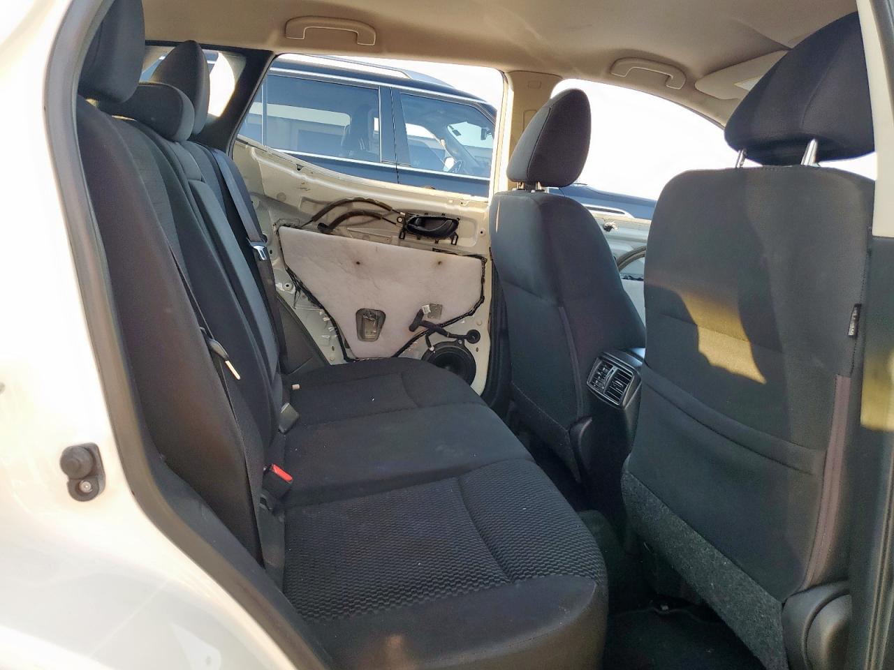 2017 Nissan Rogue Sport S VIN: JN1BJ1CRXHW102374 Lot: 84483375