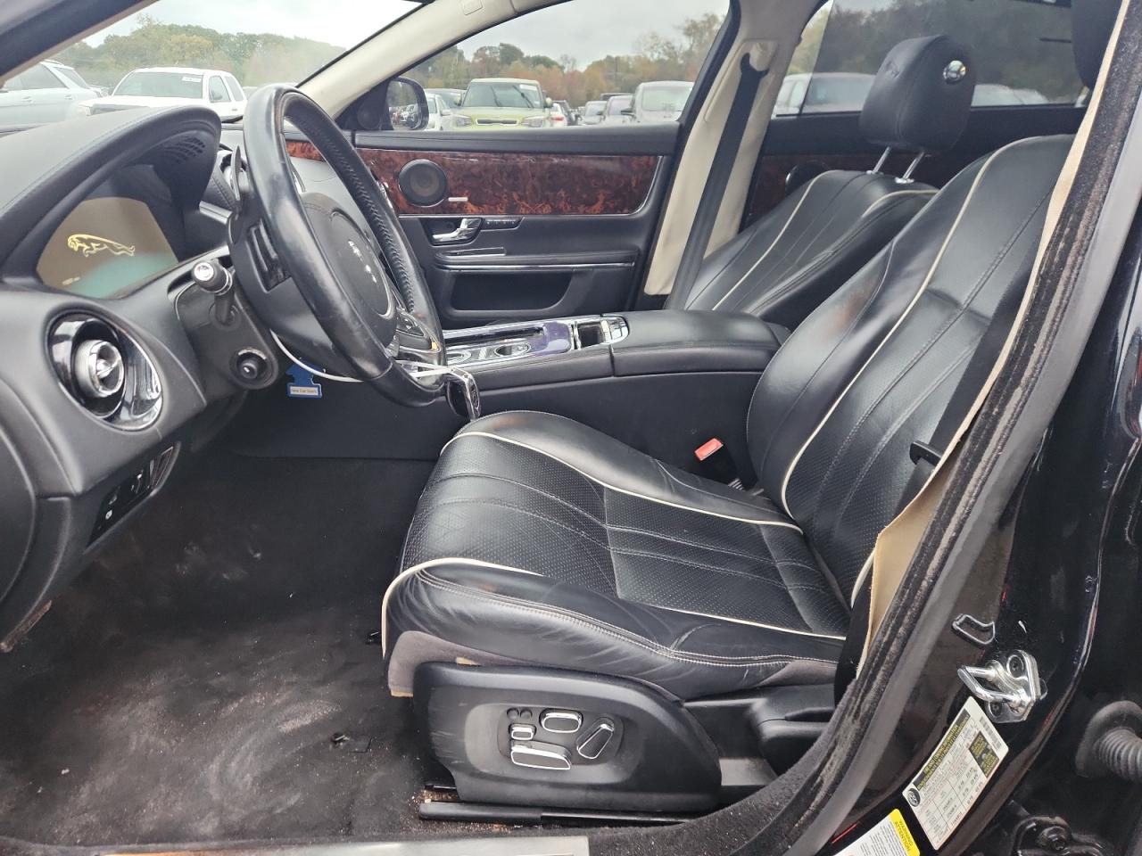 2011 Jaguar Xjl VIN: SAJWA2GB8BLV07838 Lot: 85756975