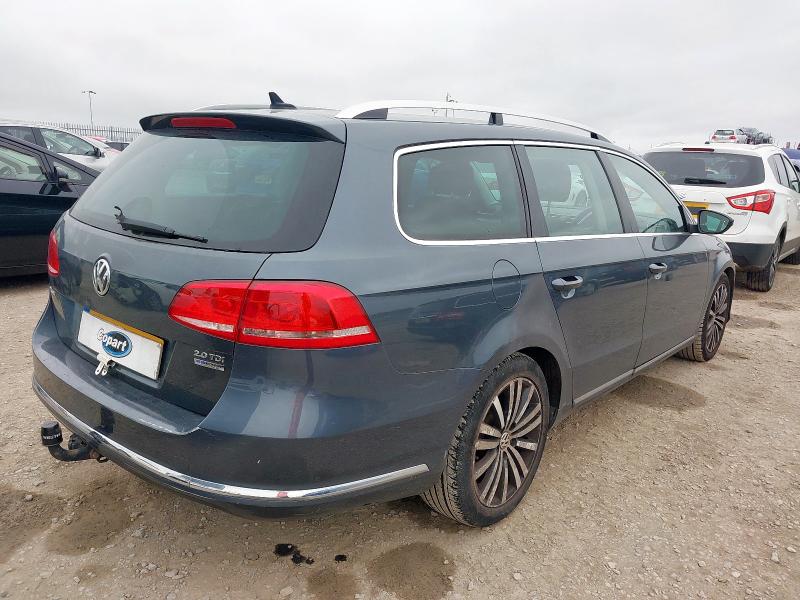 2011 VOLKSWAGEN PASSAT SPORT BLUEMOTN TEC 