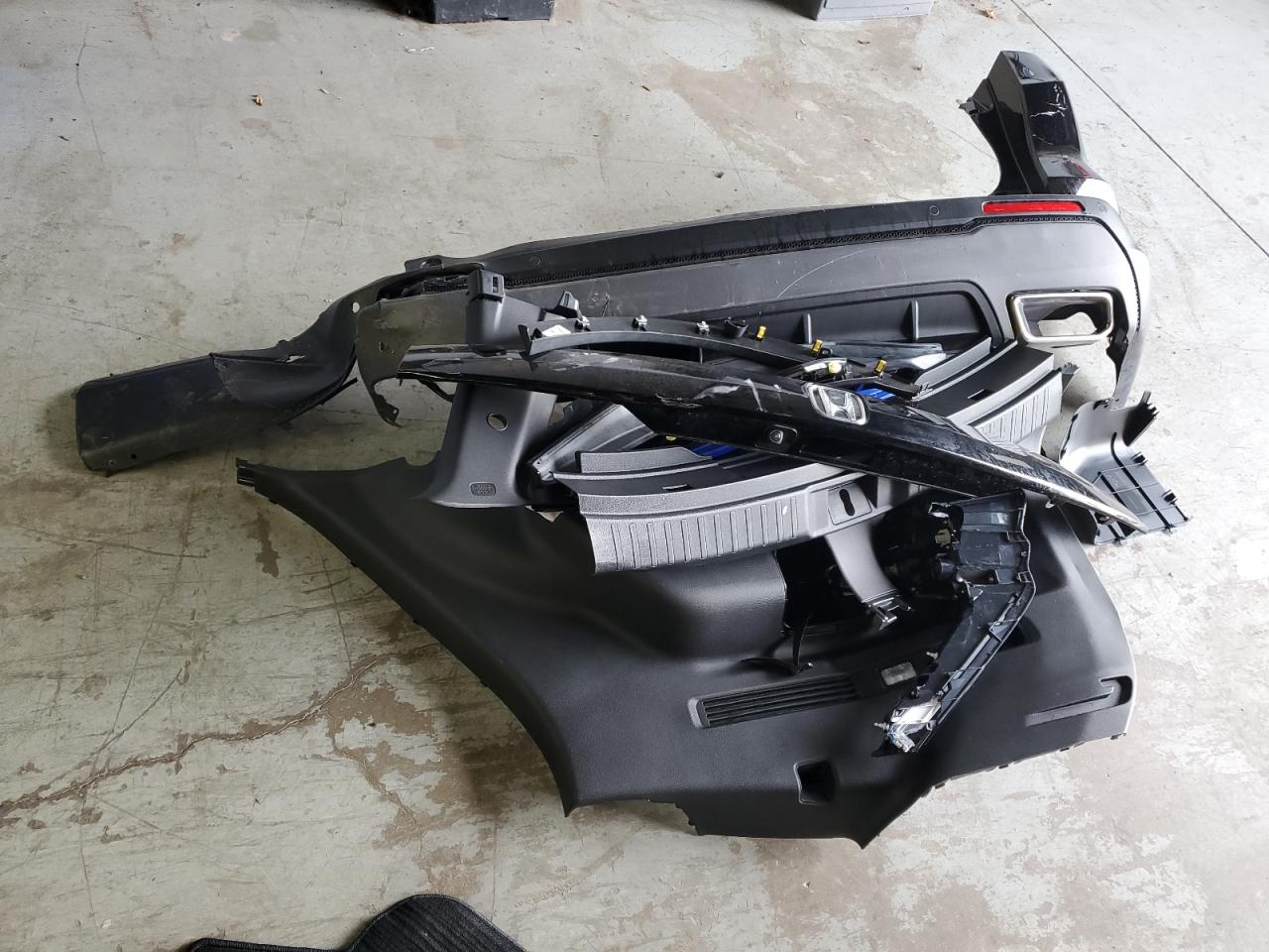 2025 Honda Cr-V Sport Touring VIN: 7FARS6H99SE001101 Lot: 86464505