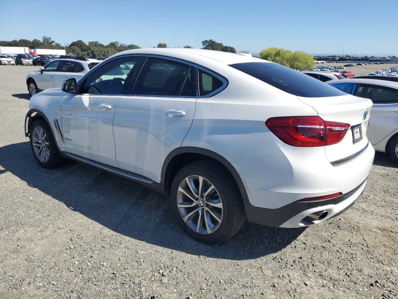 Фото: 5UXKU0C51F0F92104