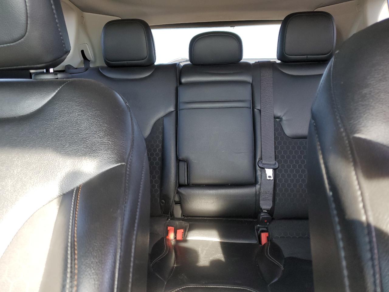 2018 Jeep Compass Latitude VIN: 3C4NJDBB7JT399499 Lot: 85528765