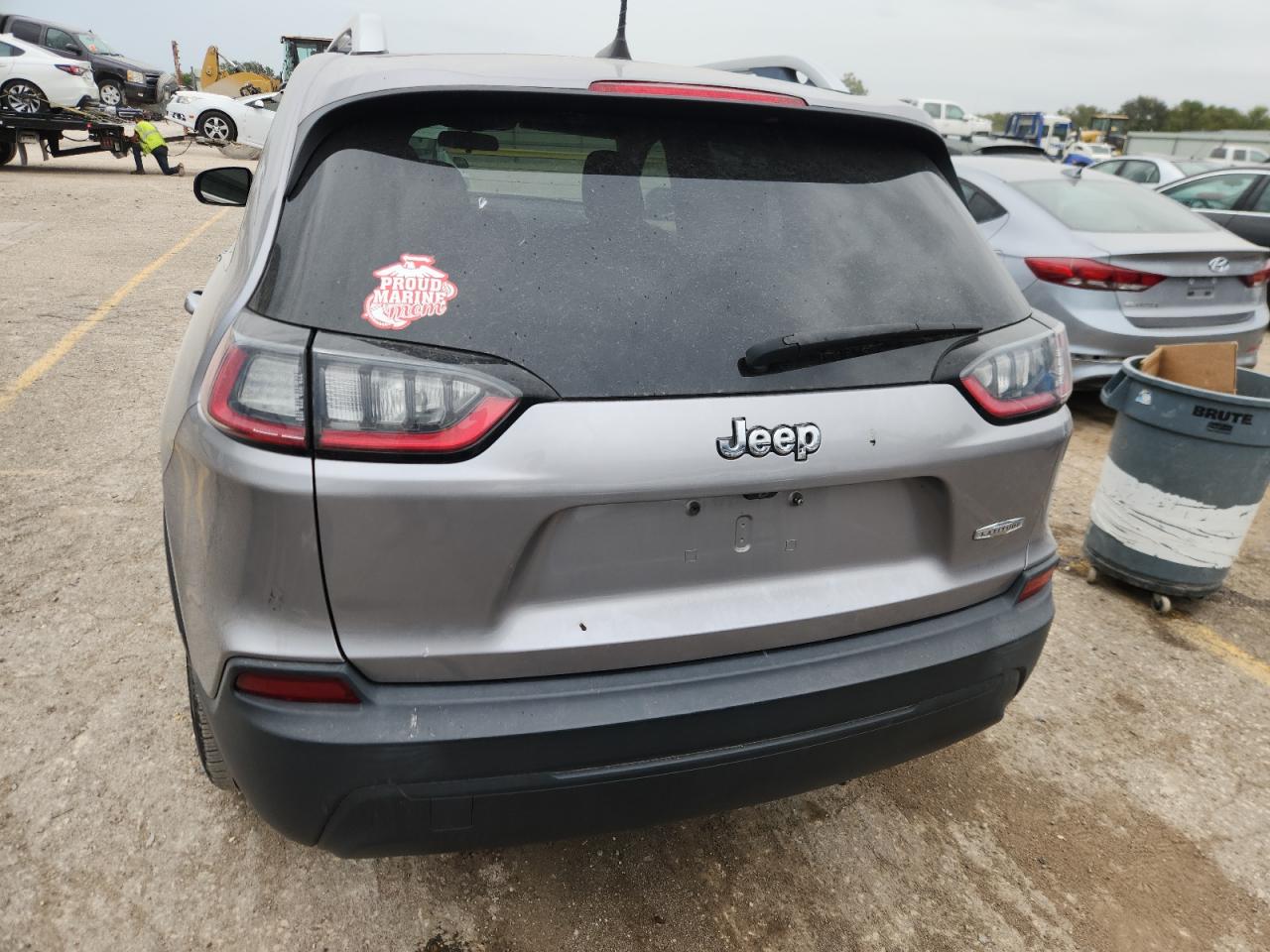 2019 Jeep Cherokee Latitude VIN: 1C4PJLCBXKD325891 Lot: 86310755