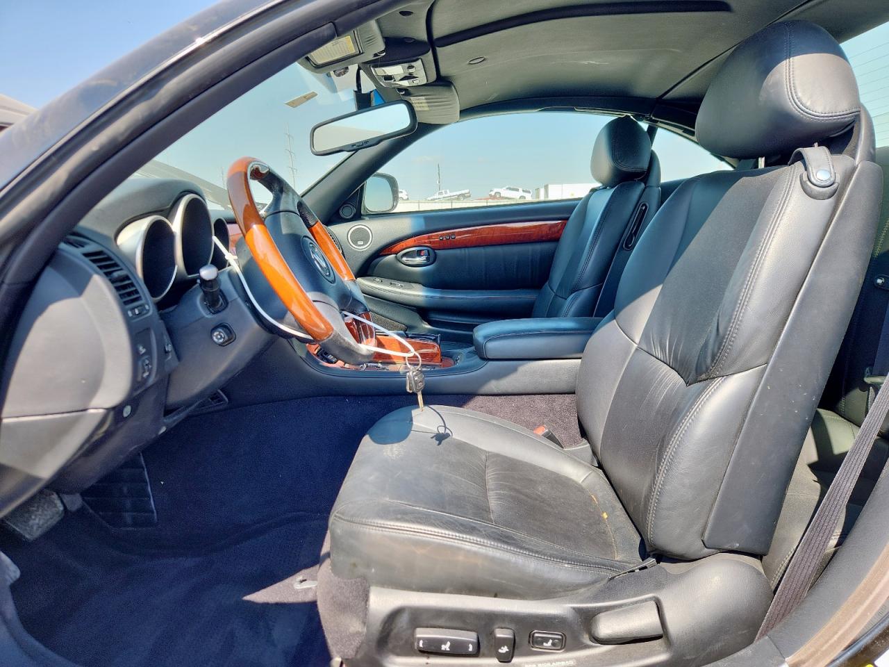 2010 Lexus Sc 430 VIN: JTHFN2EYXA9021939 Lot: 85944035