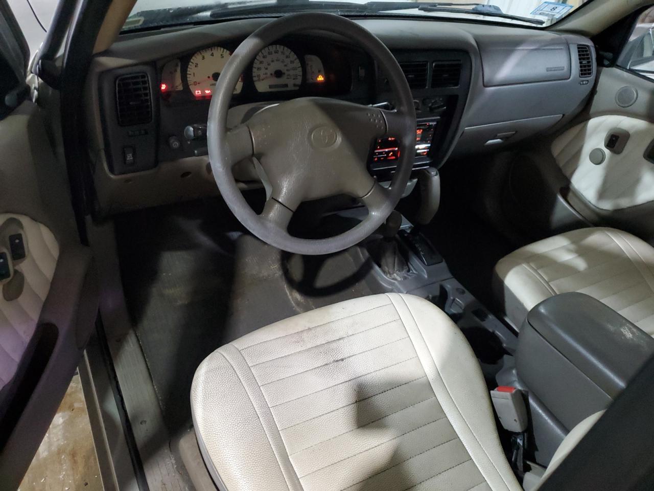 2001 Toyota Tacoma VIN: 5TEPM62N81Z770558 Lot: 82419235