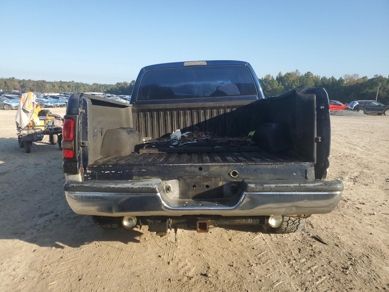 2001 Dodge Ram 2500 VIN: 3B7KC23641G227815 Lot: 87236115