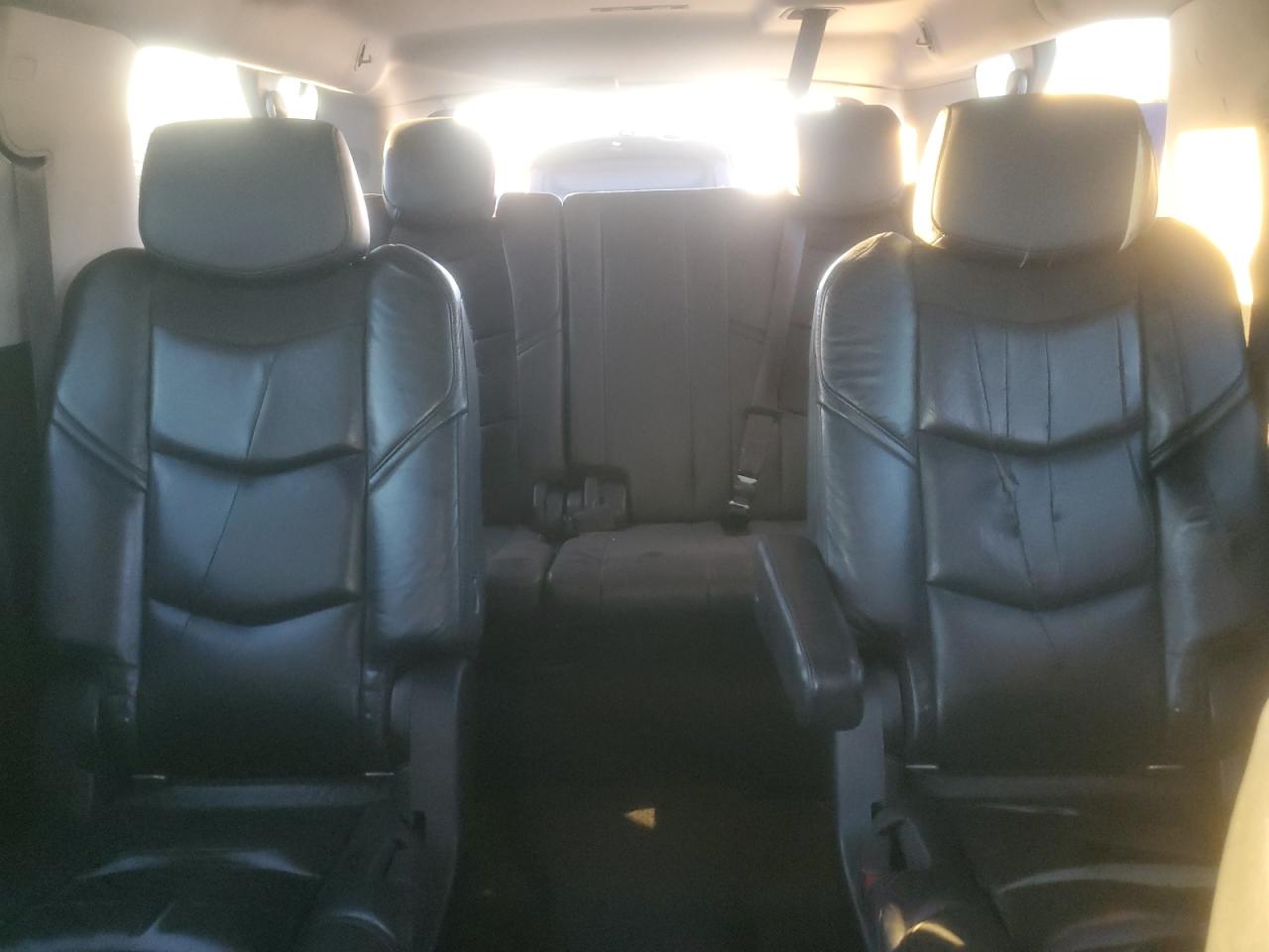 2019 Cadillac Escalade Esv Premium Luxury VIN: 1GYS3JKJXKR215731 Lot: 90735925