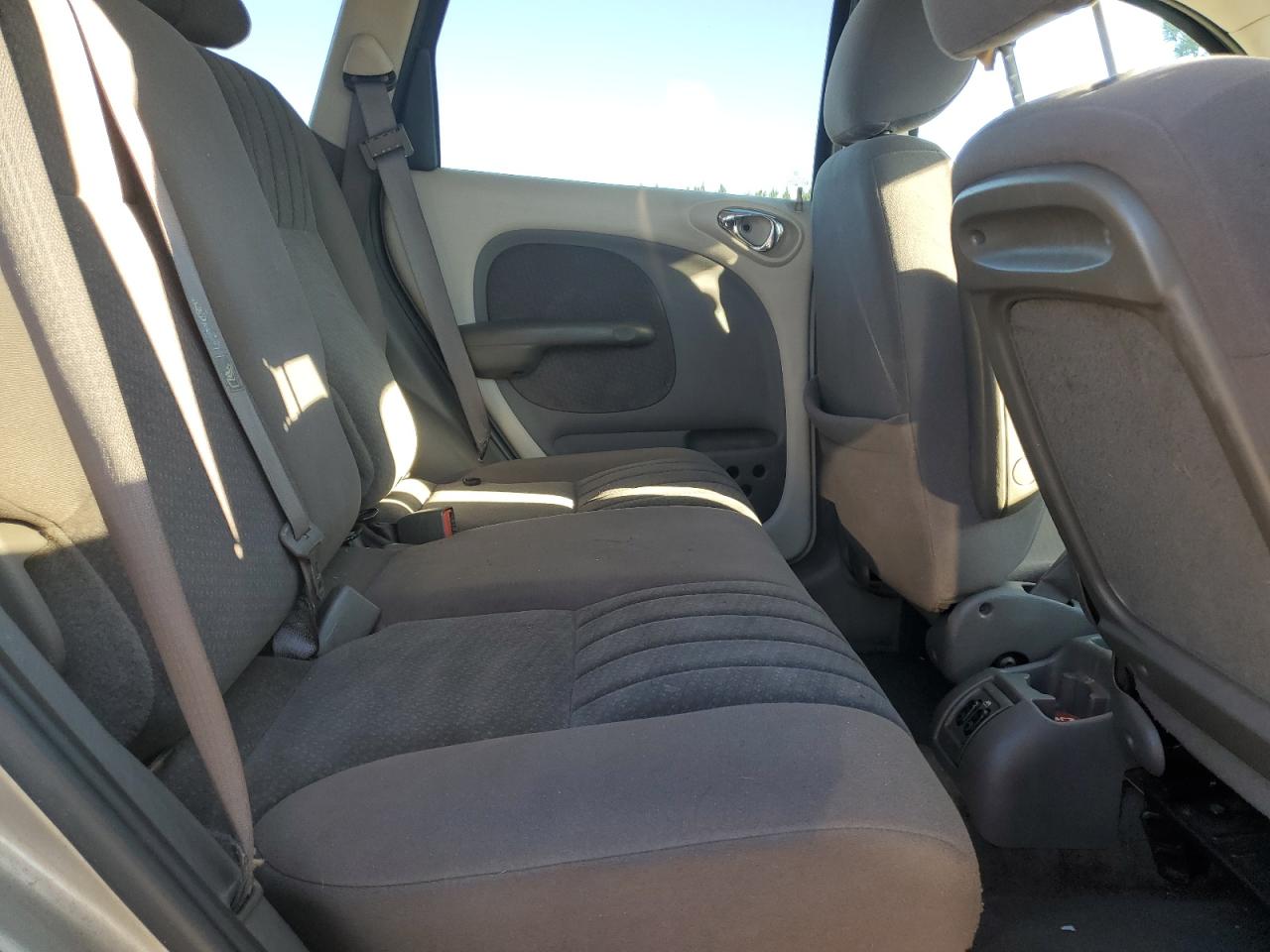 2003 Chrysler Pt Cruiser Classic VIN: 3C4FY48B63T627681 Lot: 90623275