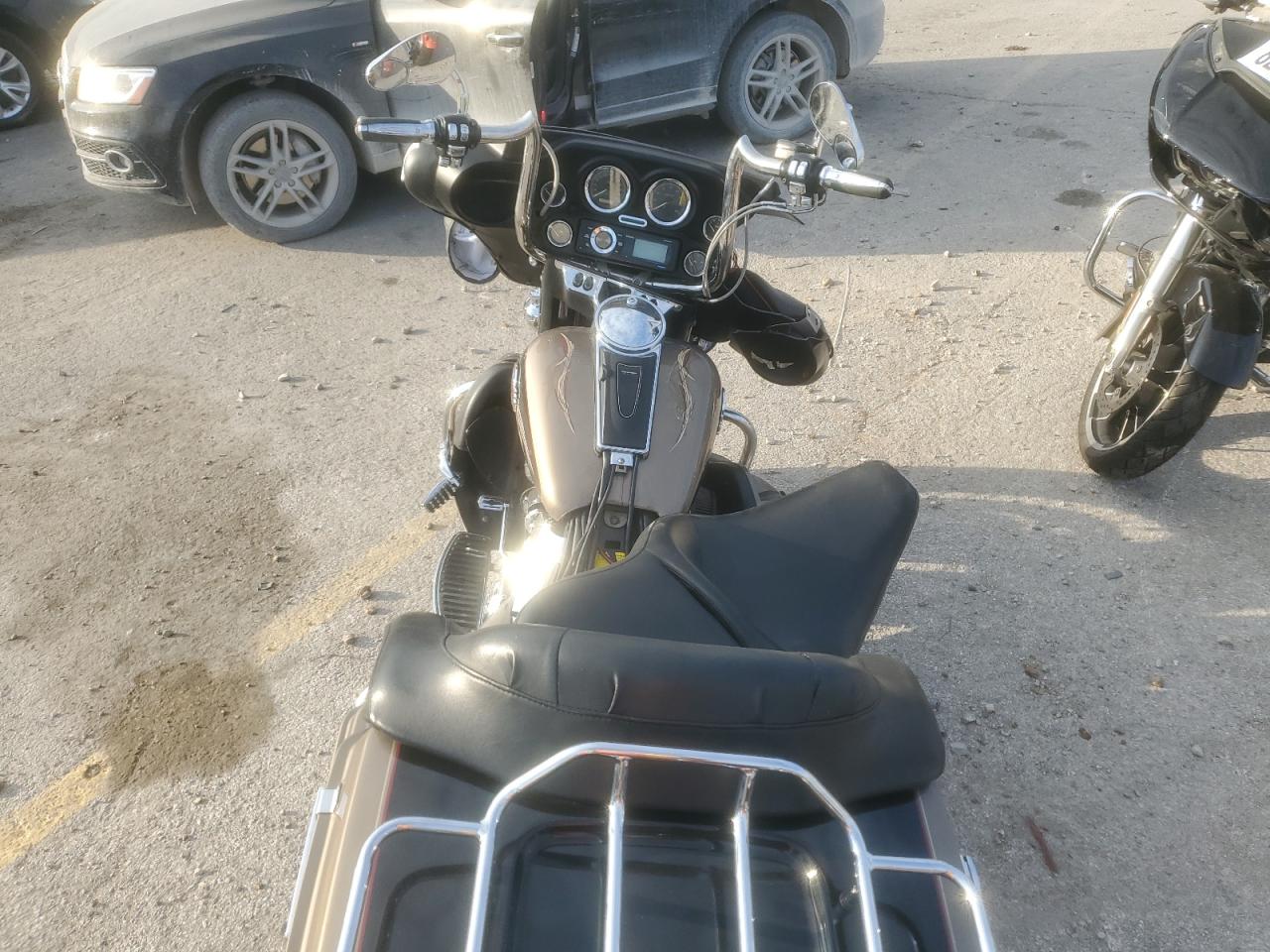 2005 Harley-Davidson Flhtcui VIN: 1HD1FCW145Y650963 Lot: 86237975