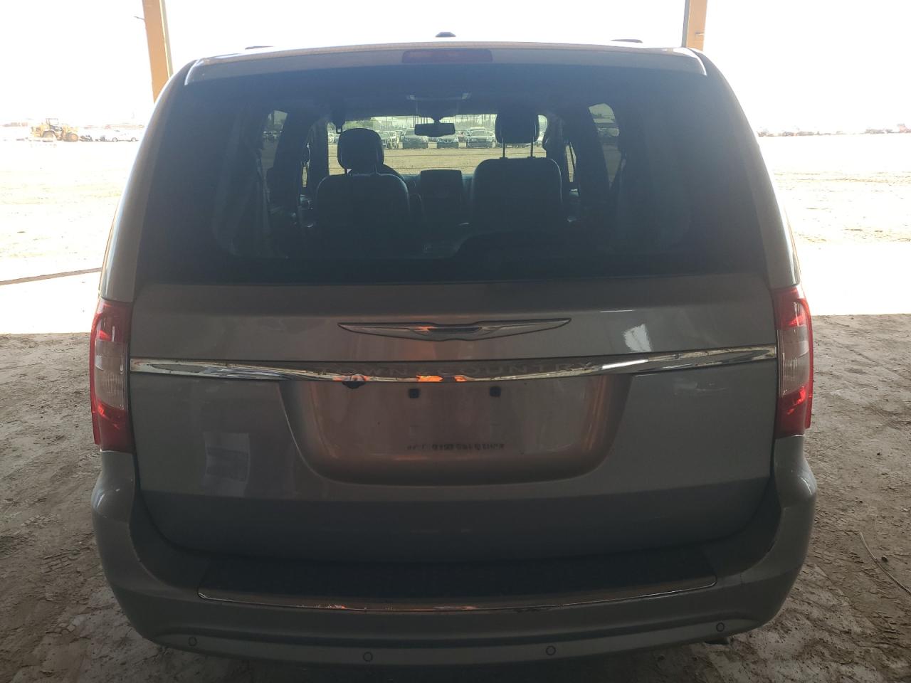 2015 Chrysler Town & Country Touring L VIN: 2C4RC1CGXFR673809 Lot: 85122485