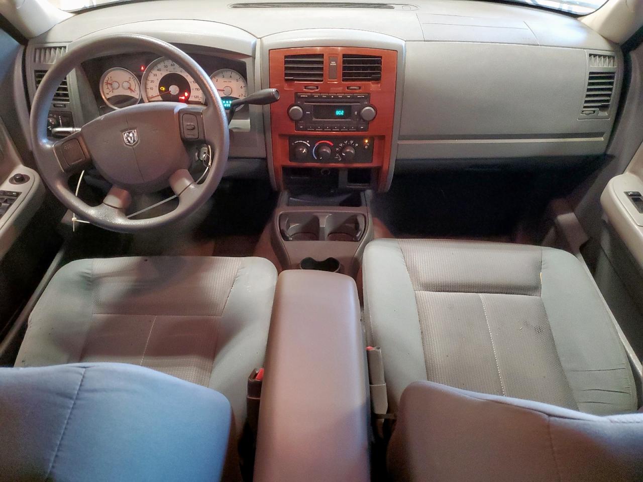 2005 Dodge Dakota Quad Slt VIN: 1D7HE48N95S291868 Lot: 86117665