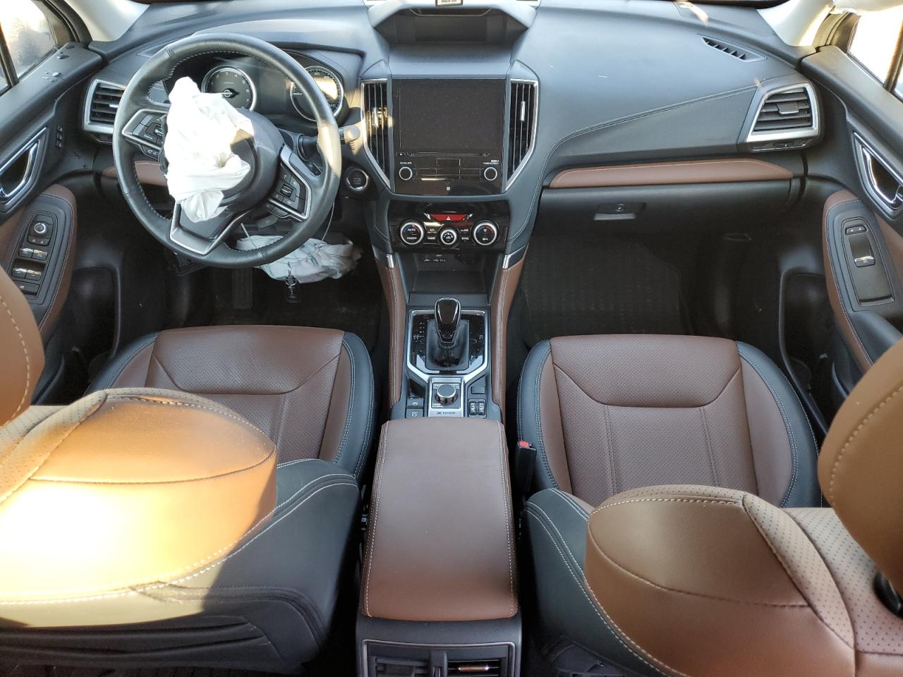 2022 Subaru Forester Touring VIN: JF2SKARCXNH406822 Lot: 90013695