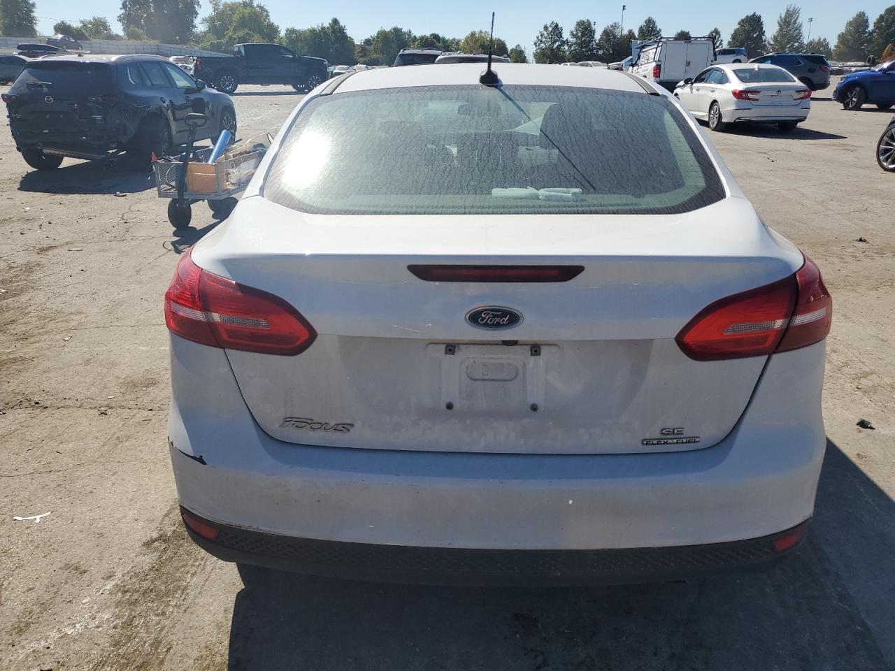2016 Ford Focus Se VIN: 1FADP3F26GL266791 Lot: 85830805