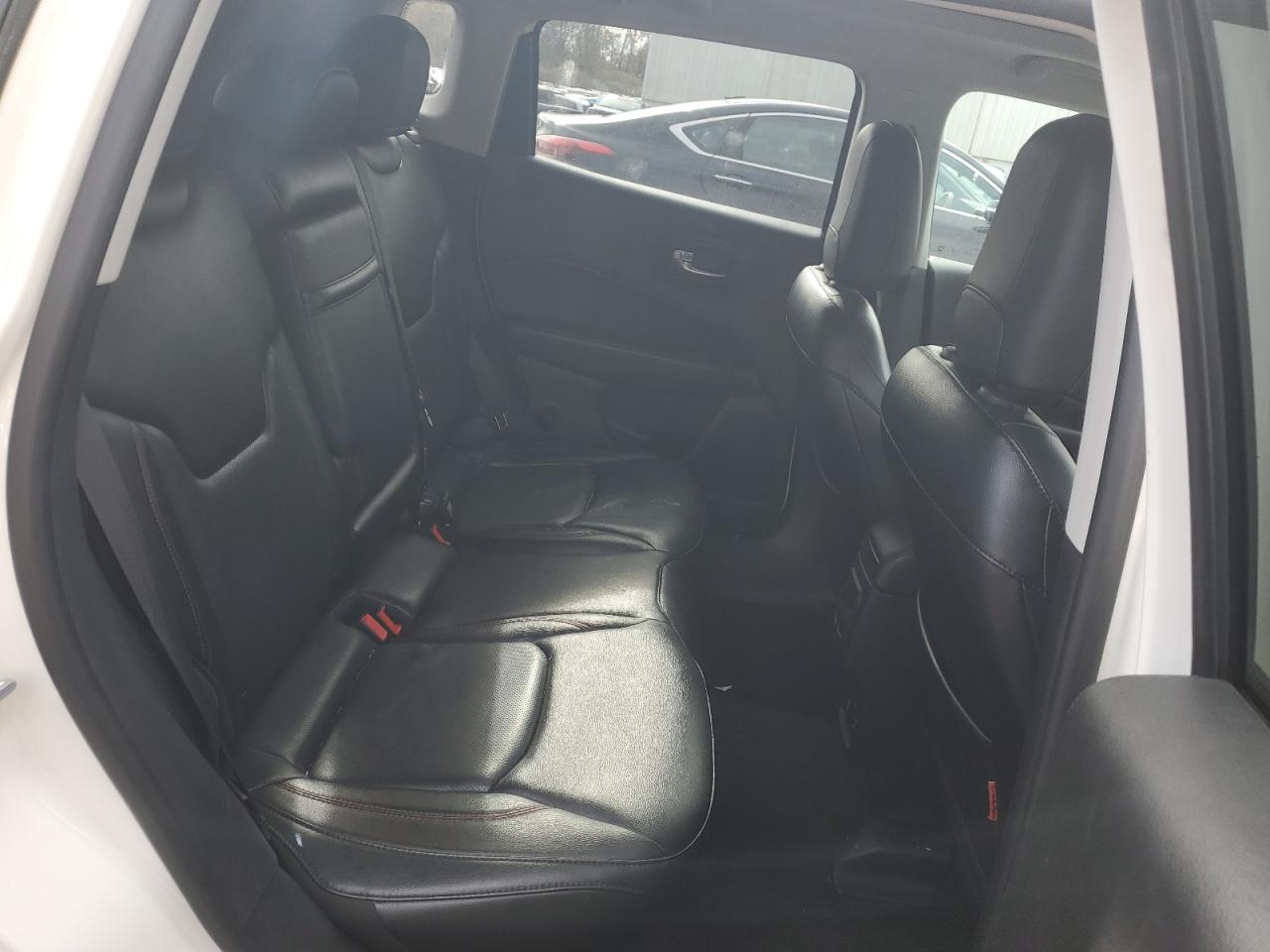 2018 Jeep Compass Trailhawk VIN: 3C4NJDDB9JT402576 Lot: 87243675