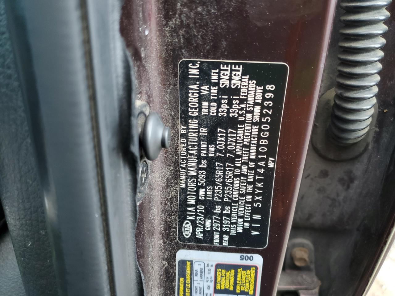 2011 Kia Sorento Base VIN: 5XYKT4A10BG052398 Lot: 82195195