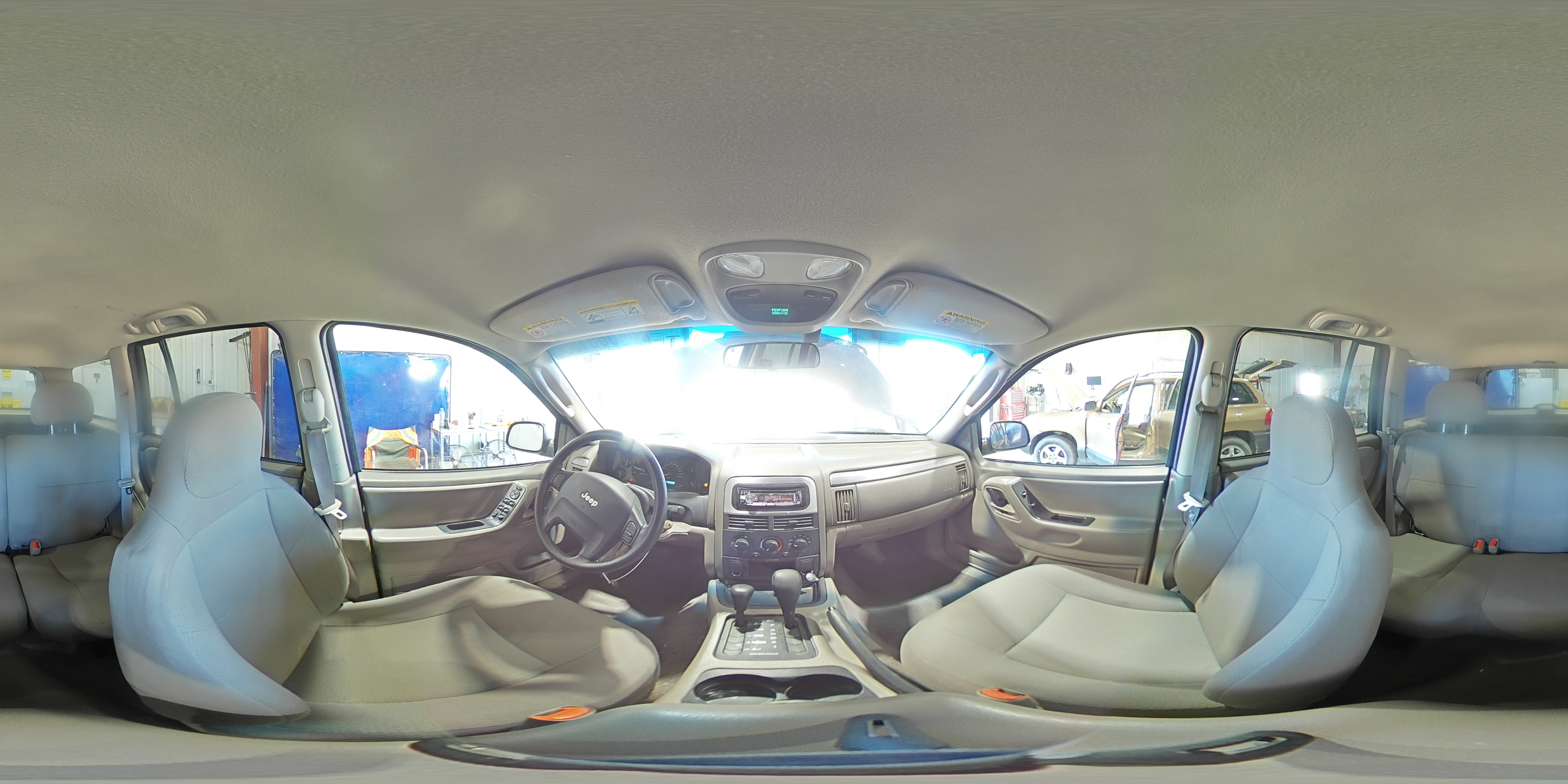 2004 Jeep Grand Cherokee Laredo VIN: 1J4GW48S04C192772 Lot: 84385185