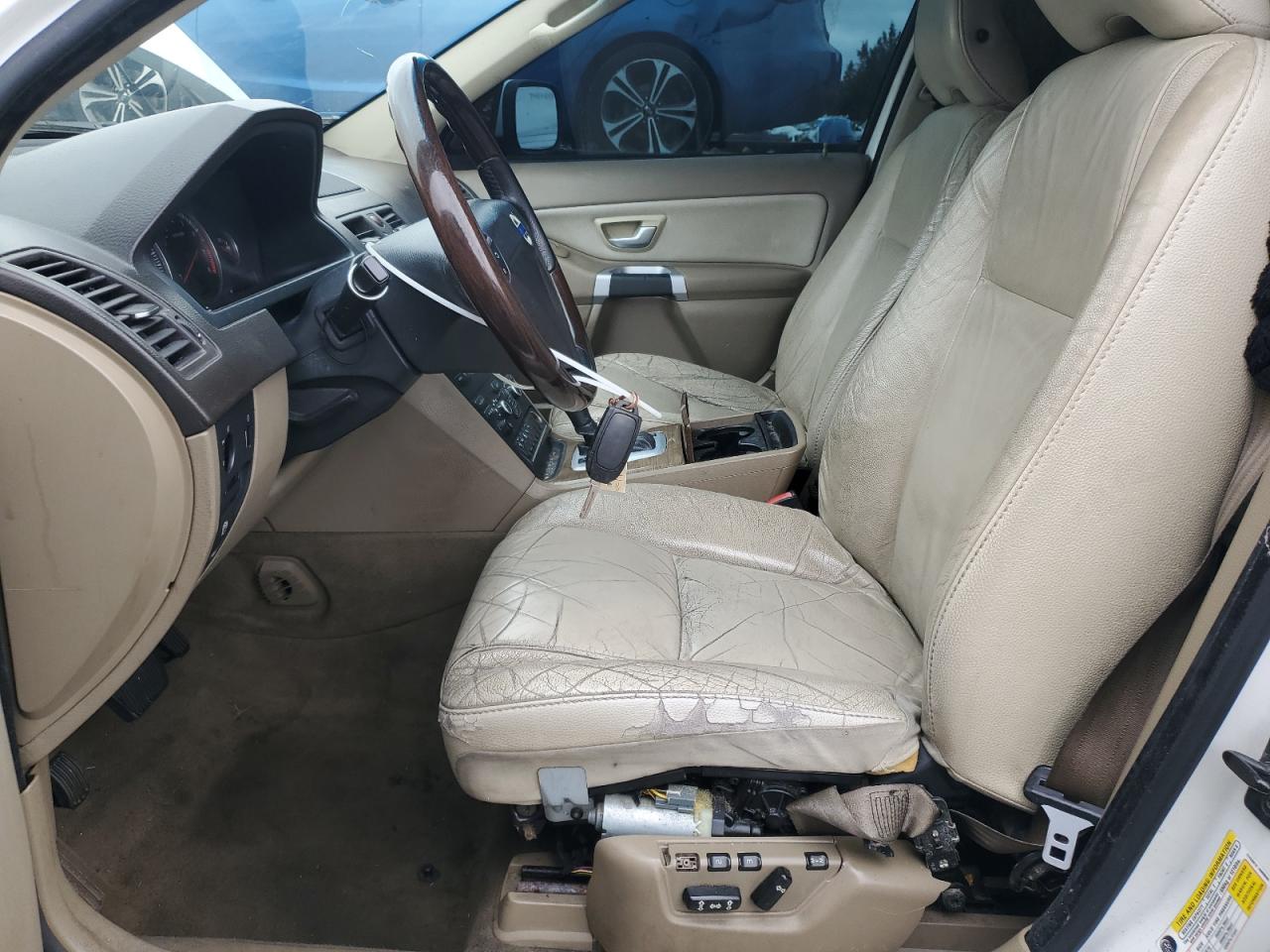 2010 Volvo Xc90 3.2 VIN: YV4982CZ8A1555082 Lot: 86617325