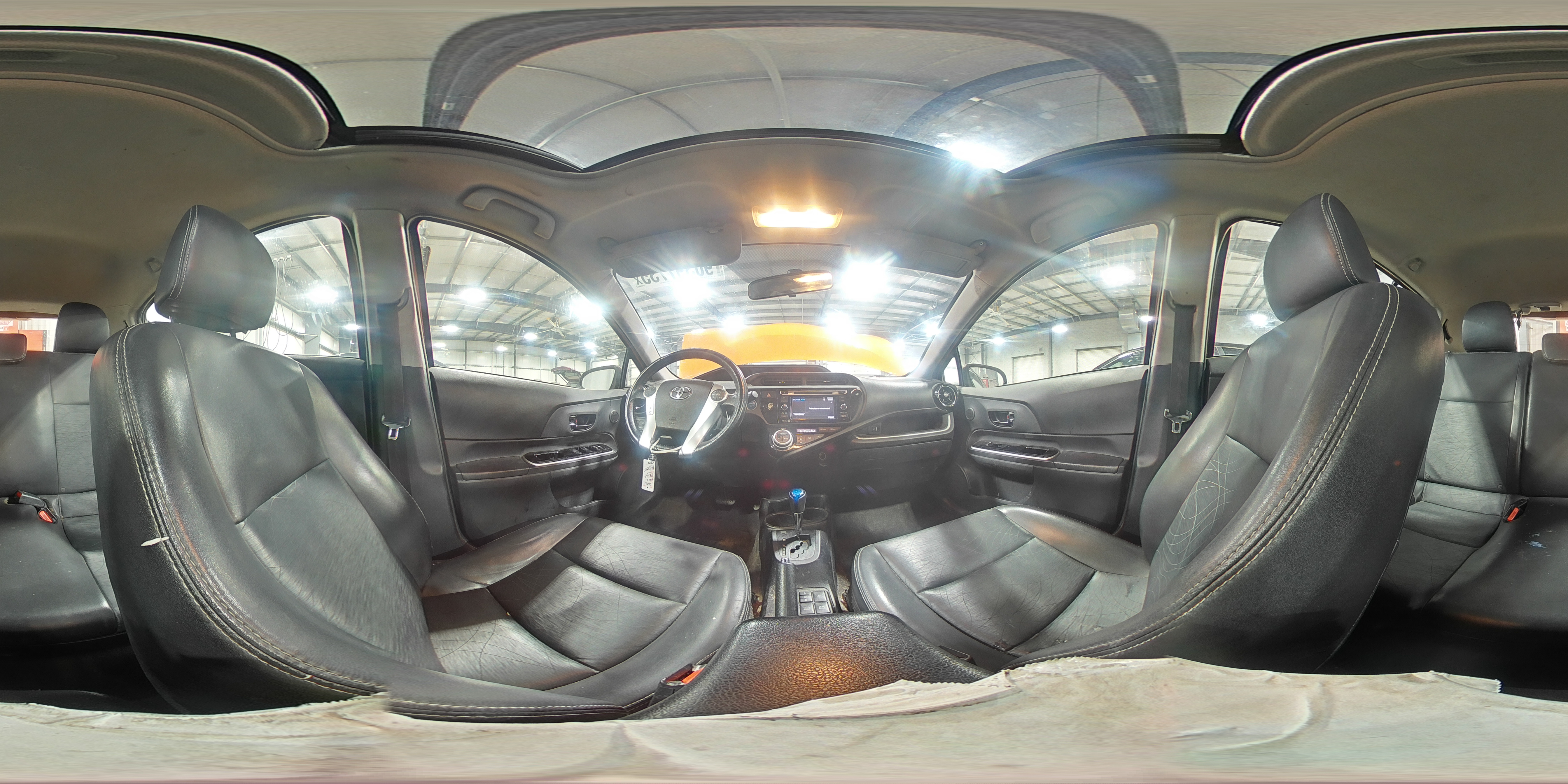 2015 Toyota Prius C VIN: JTDKDTB32F1091863 Lot: 90397735