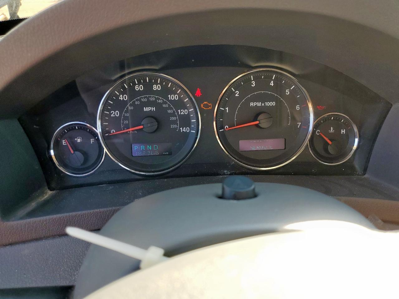 2006 Jeep Grand Cherokee Laredo VIN: 1J8HS48N06C268597 Lot: 85539805