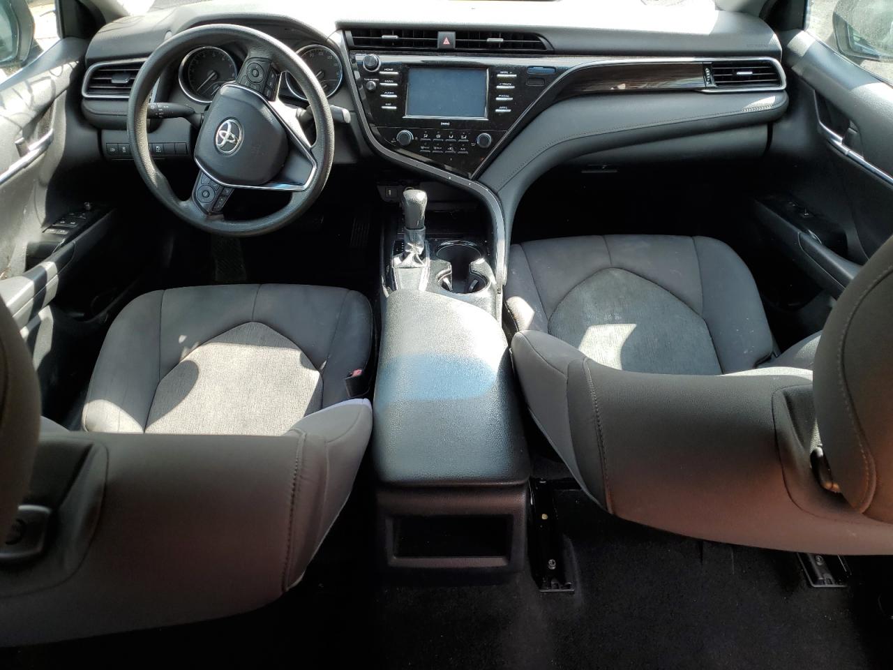 2020 Toyota Camry Le VIN: 4T1C11AK7LU890358 Lot: 84058535