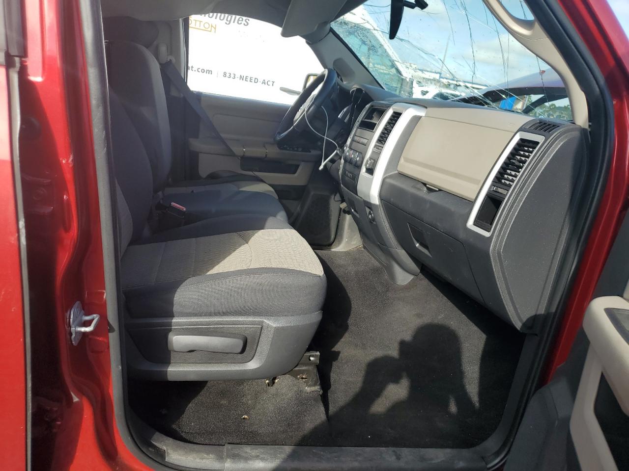 2009 Dodge Ram 1500 VIN: 1D3HV13T19J523431 Lot: 81769415