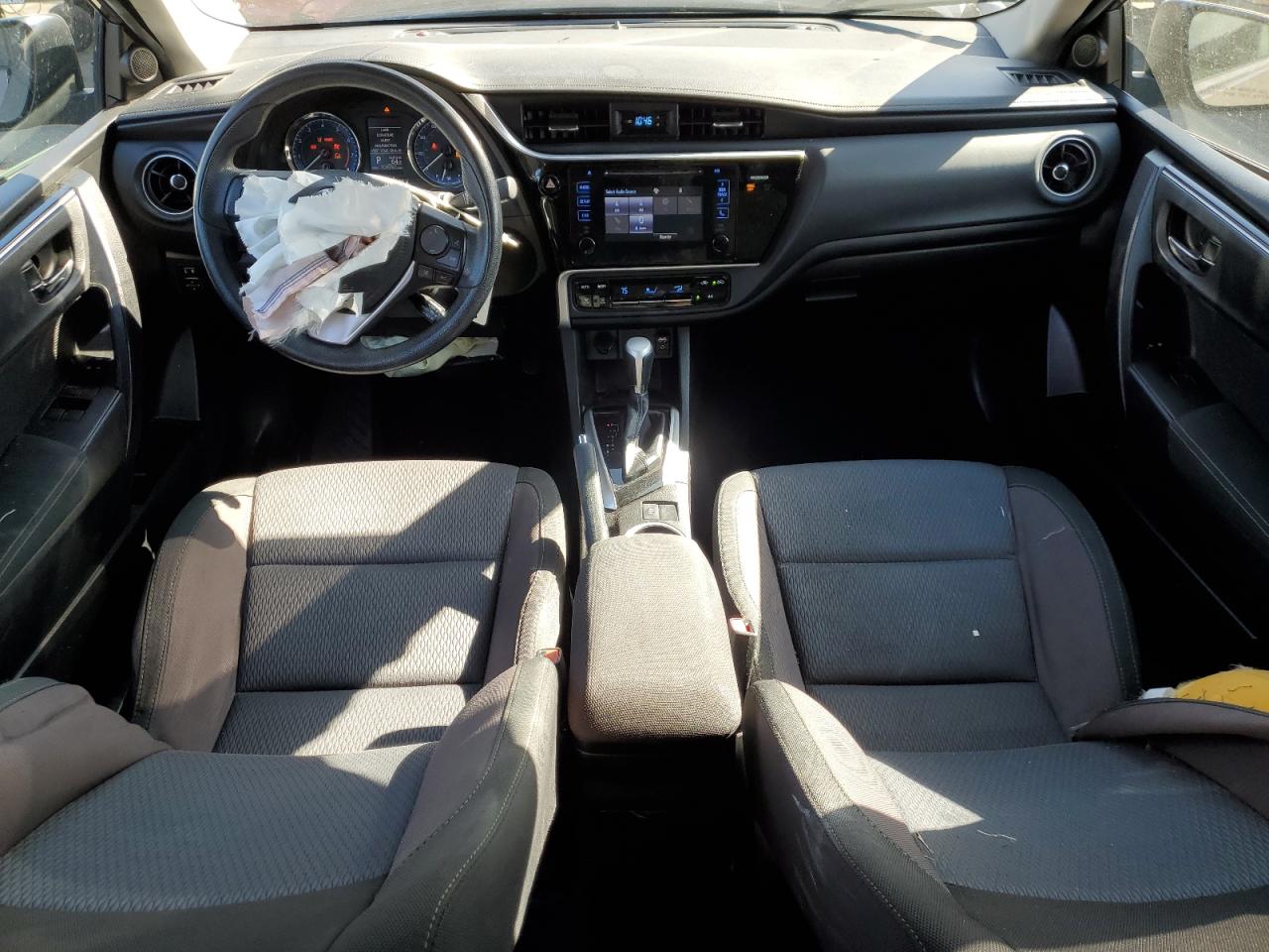 2017 Toyota Corolla L VIN: 5YFBURHE8HP662184 Lot: 82436255