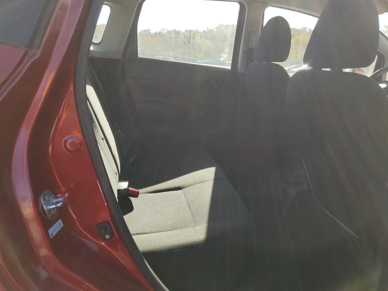 2015 Nissan Versa Note S VIN: 3N1CE2CP7FL370122 Lot: 82507655
