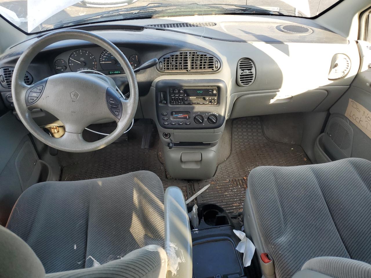 1996 Dodge Grand Caravan Le VIN: 1B4GP54L2TB463758 Lot: 90072365