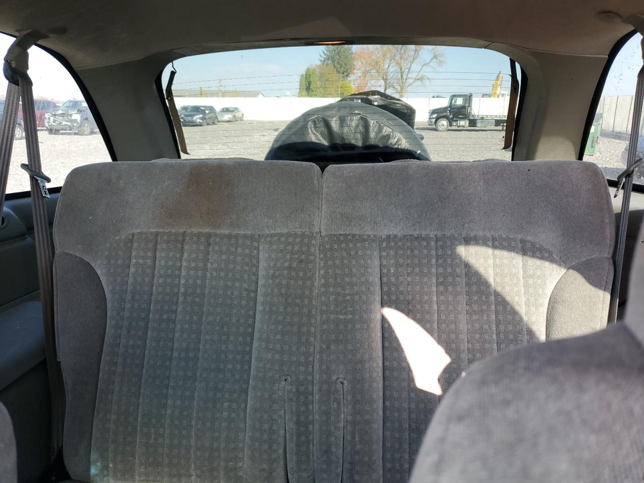 2002 Chevrolet Blazer VIN: 1GNCT18W42K184473 Lot: 90740945