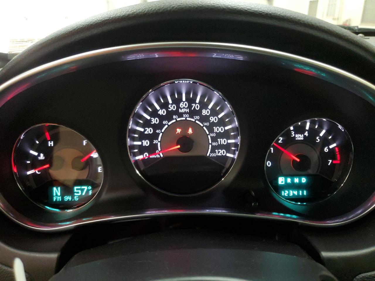 2011 Chrysler 200 Touring VIN: 1C3BC2EGXBN616218 Lot: 84971555