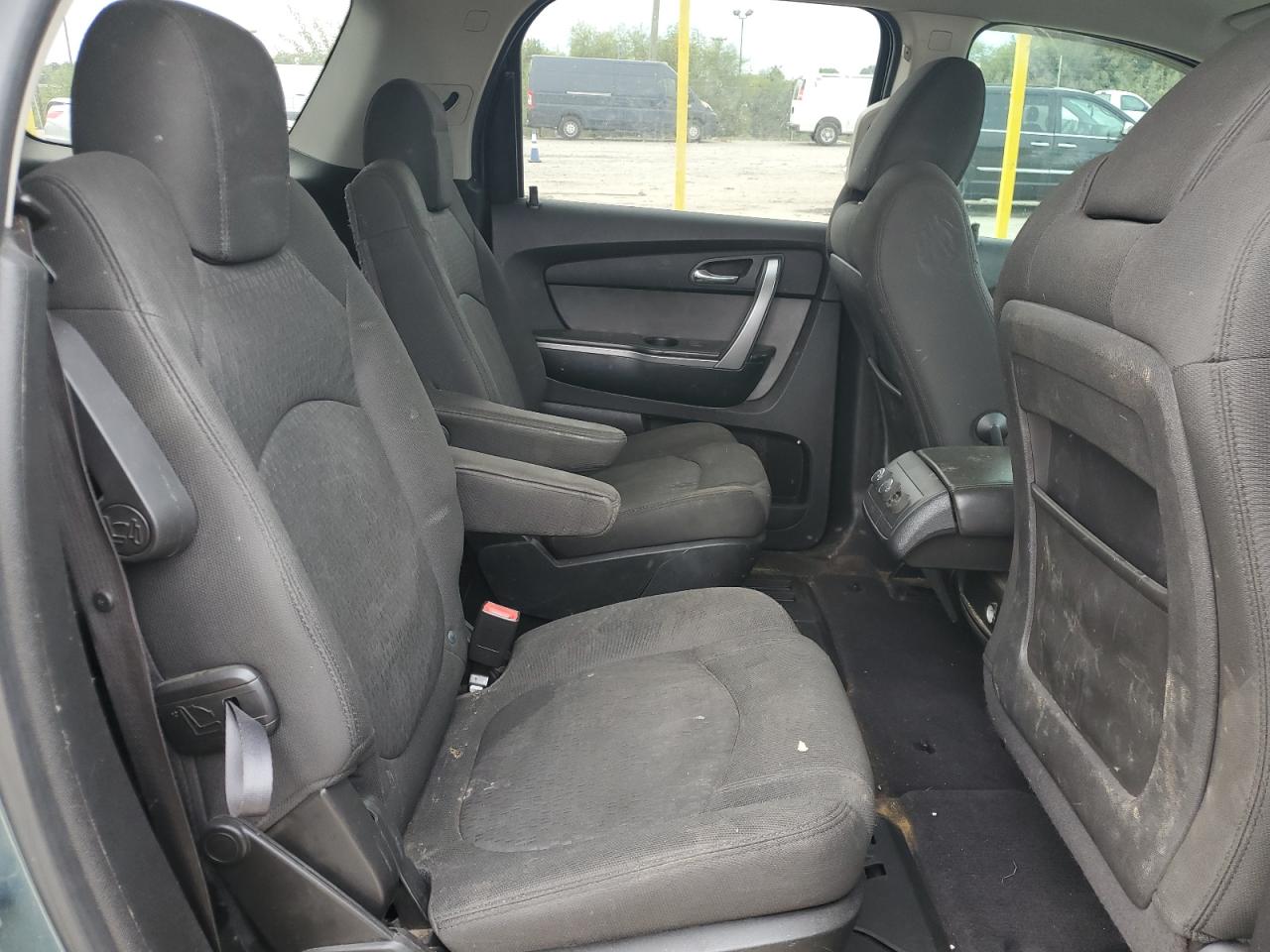 2010 GMC Acadia Sle VIN: 1GKLVLED2AJ130647 Lot: 86183065