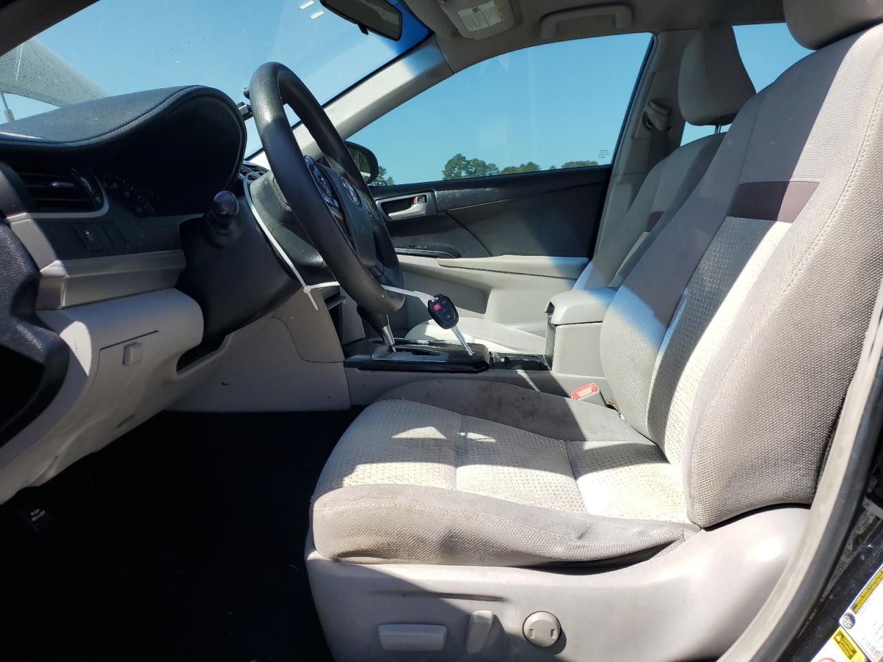 2014 Toyota Camry L VIN: 4T4BF1FK2ER341519 Lot: 84934375