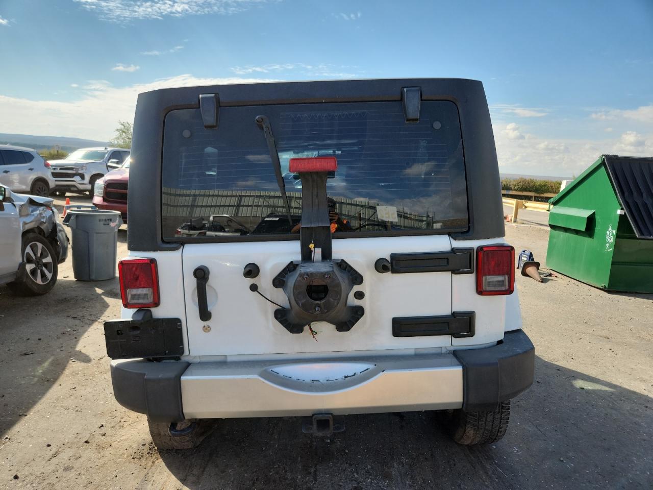 2014 Jeep Wrangler Unlimited Sahara VIN: 1C4BJWEG3EL220155 Lot: 82394035