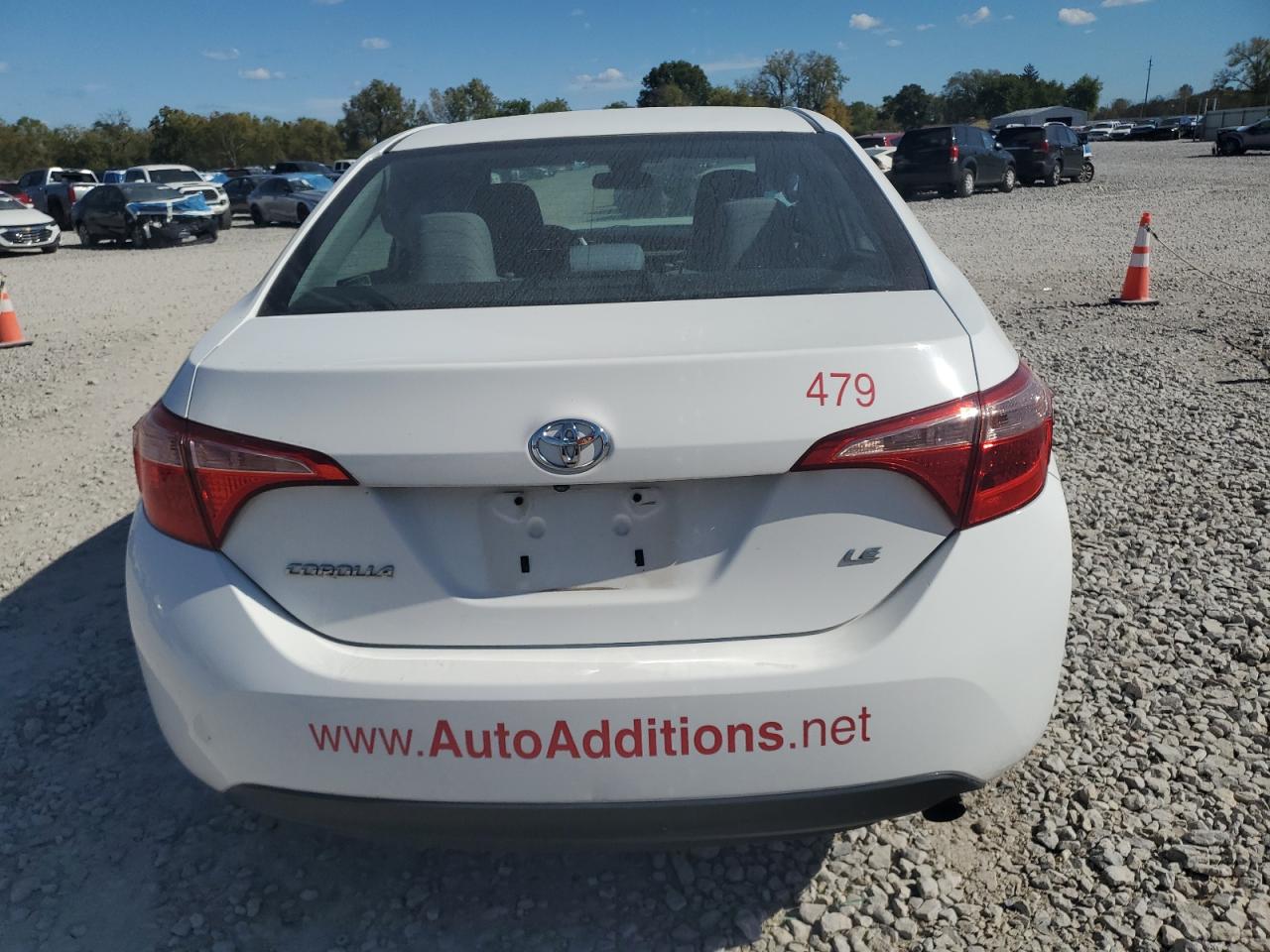 2018 Toyota Corolla L VIN: 5YFBURHE0JP818479 Lot: 82478785