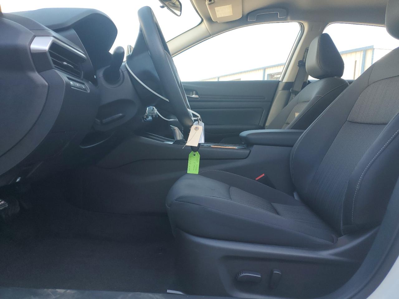 2025 Nissan Altima Sv VIN: 1N4BL4DV9SN400759 Lot: 86112825