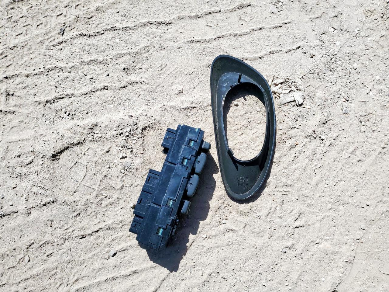 2003 Chevrolet Trailblazer VIN: 1GNDS13S132397698 Lot: 82404965