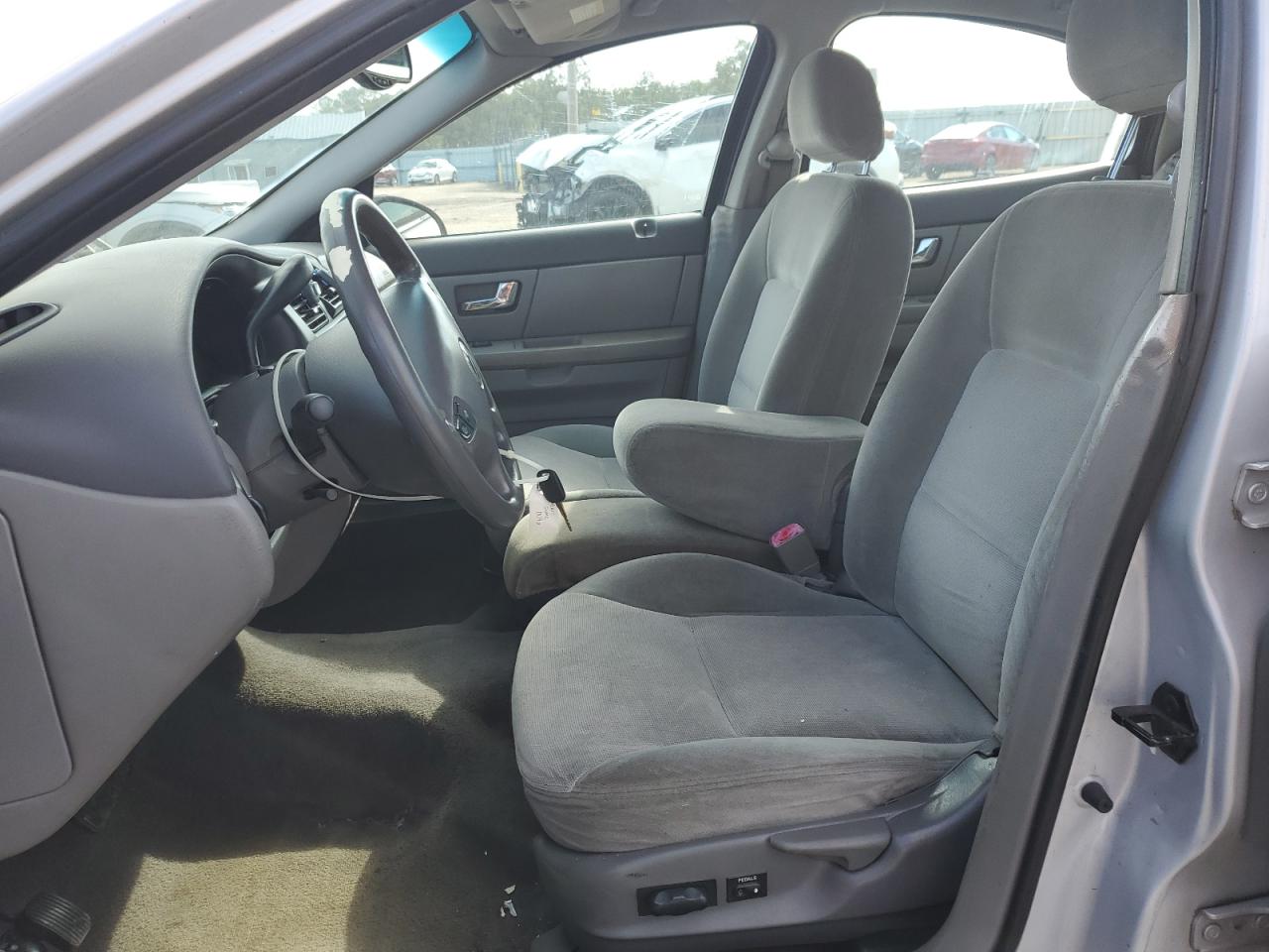 2002 Mercury Sable Gs VIN: 1MEFM50U72A650096 Lot: 85389045