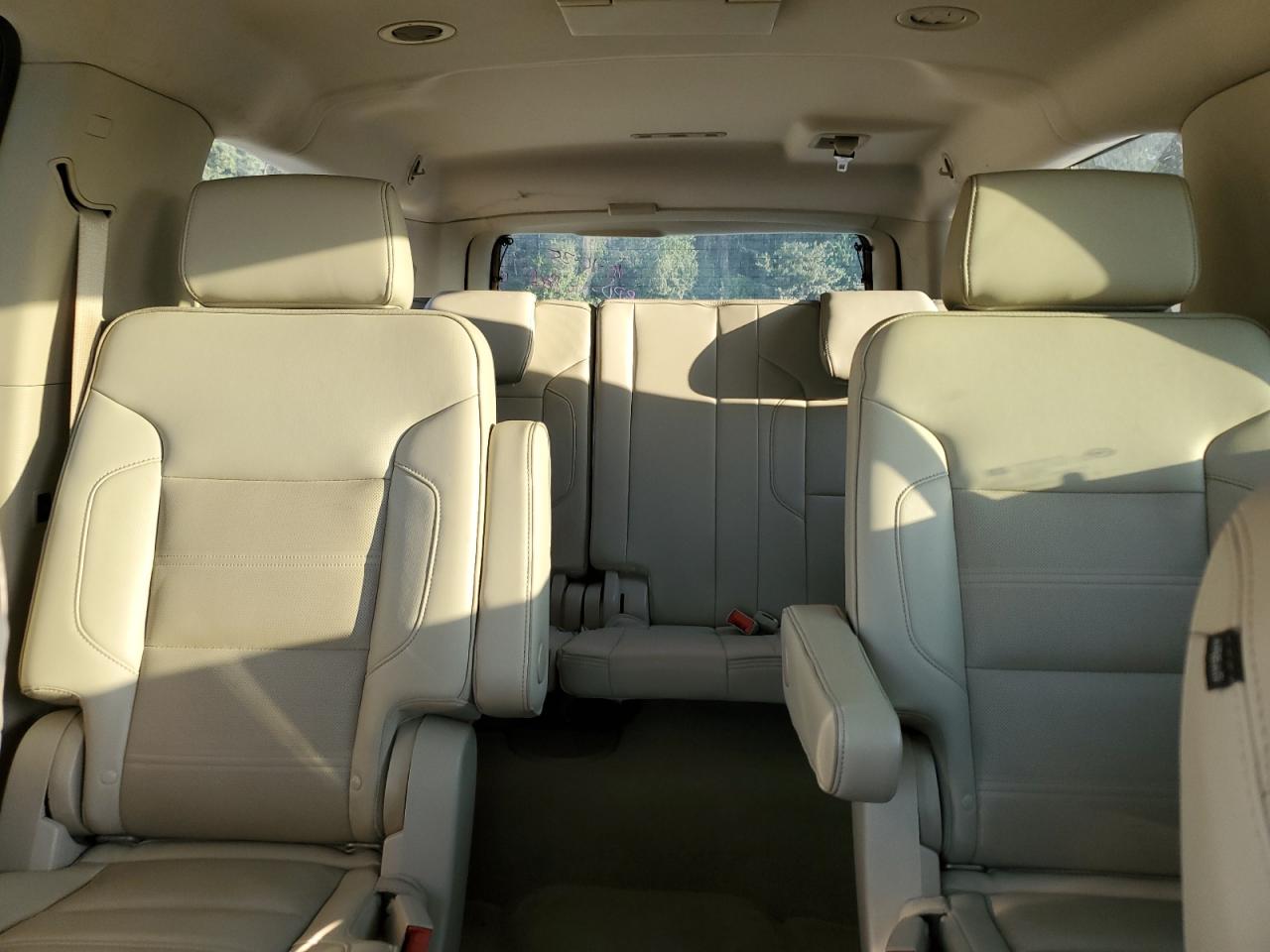 2016 GMC Yukon Xl Denali VIN: 1GKS1HKJ1GR219358 Lot: 86664495