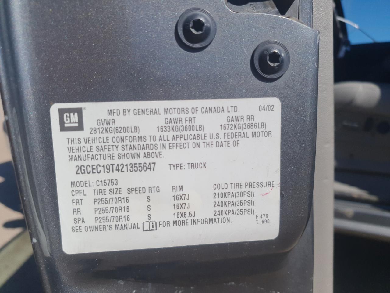 2002 Chevrolet Silverado C1500 VIN: 2GCEC19T421355647 Lot: 85381495