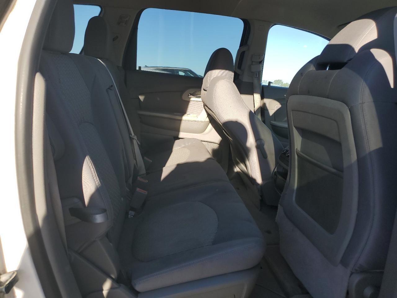 2012 Chevrolet Traverse Ls VIN: 1GNKRFED3CJ318472 Lot: 86430105