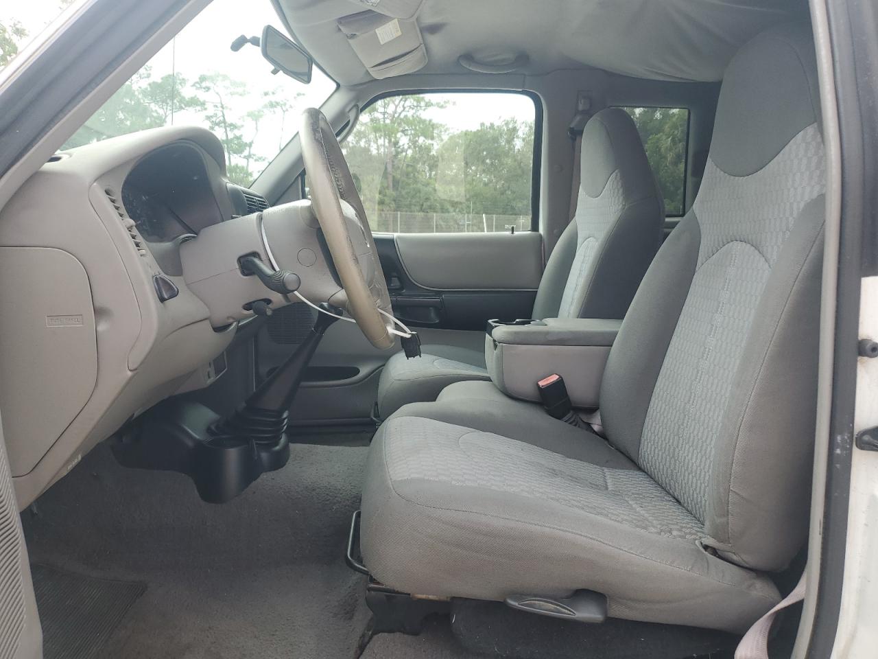 2001 Mazda B3000 Cab Plus VIN: 4F4YR16U01TM26657 Lot: 81999505