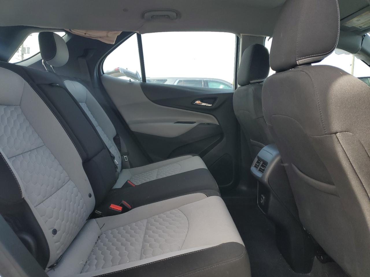 2019 Chevrolet Equinox Ls VIN: 2GNAXSEV3K6102149 Lot: 82613495