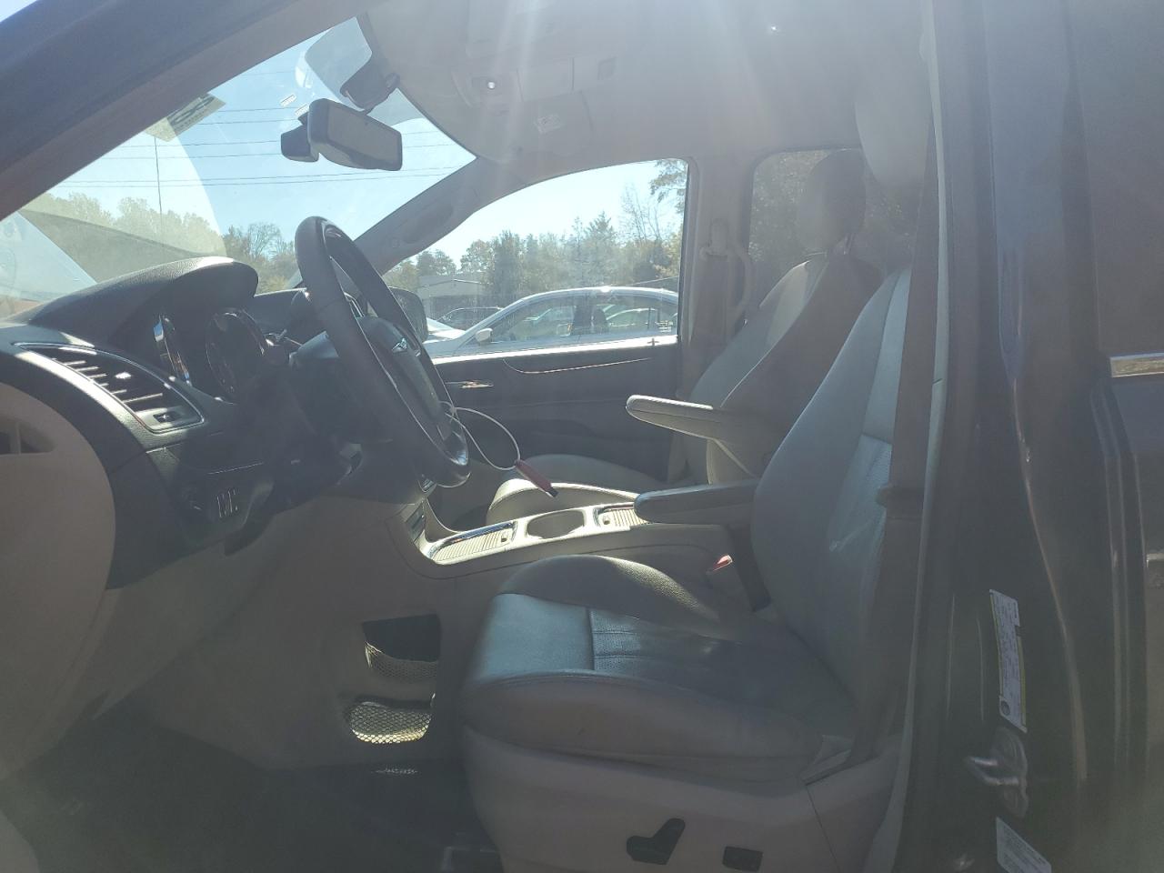 2013 Chrysler Town & Country Touring L VIN: 2C4RC1CG5DR797175 Lot: 87211755